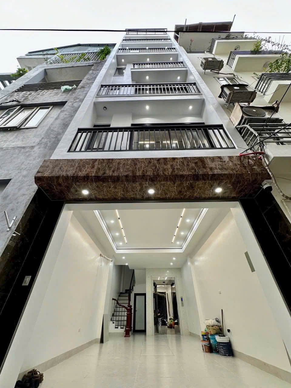 Bán nhà Hồng Tiến,Bồ Đề 7 tầng,42m,mt4m oto vào nhà nhỉnh 14 tỷ - Ảnh chính
